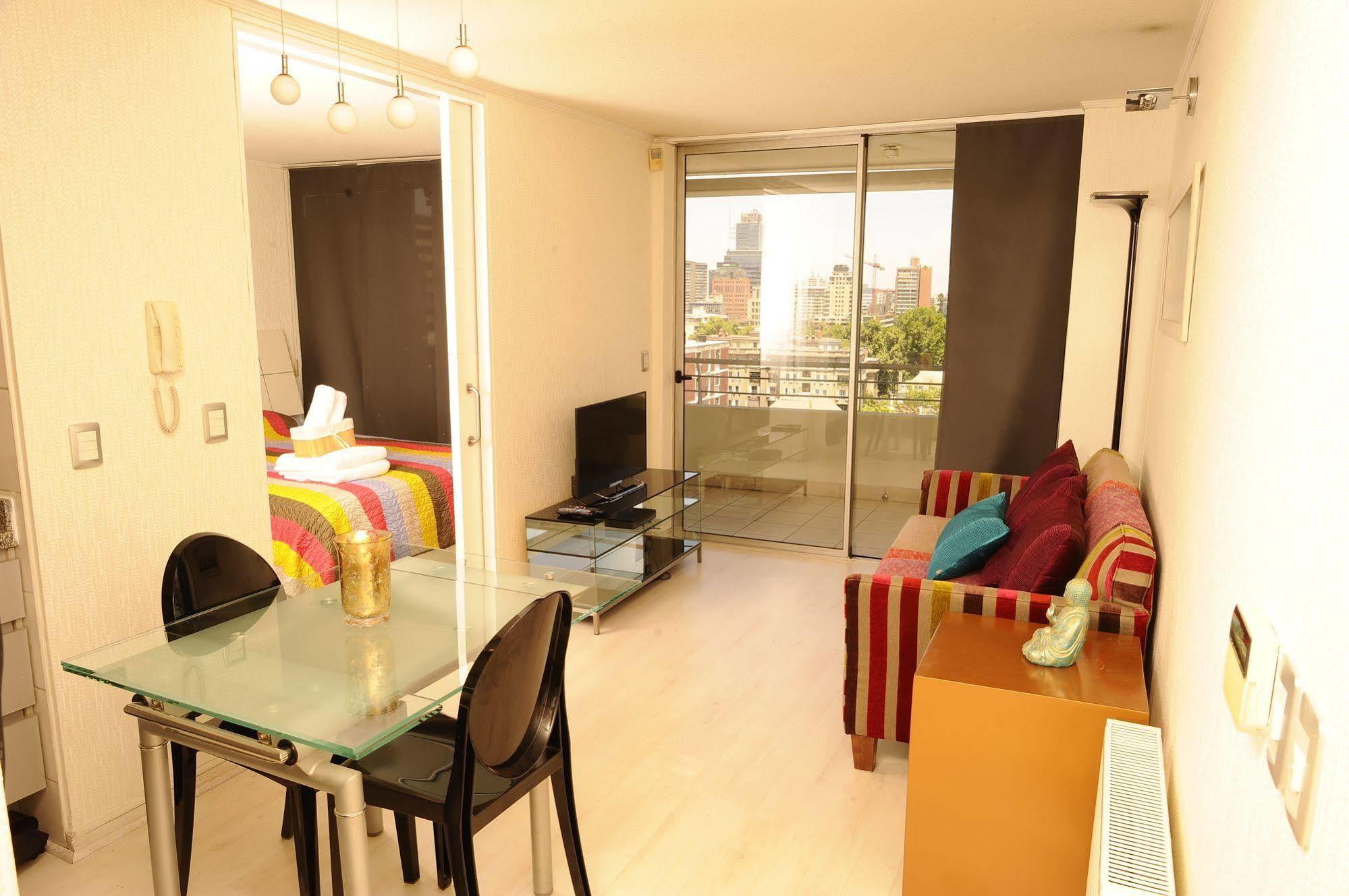 Chilean Suites And Apartment Santiago del Cile Esterno foto