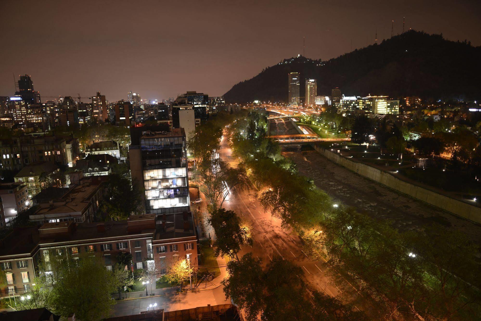 Chilean Suites And Apartment Santiago del Cile Esterno foto