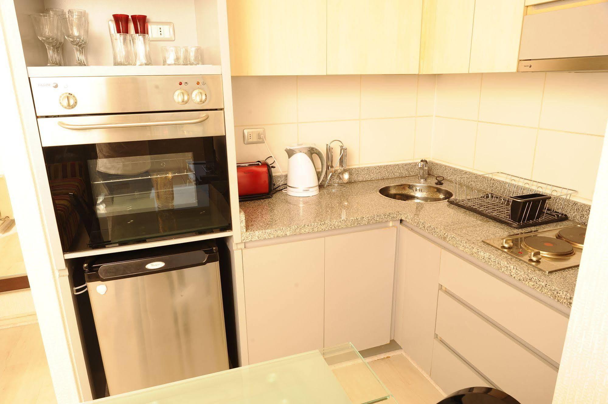 Chilean Suites And Apartment Santiago del Cile Esterno foto